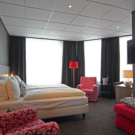 Grand Monopole Hotell