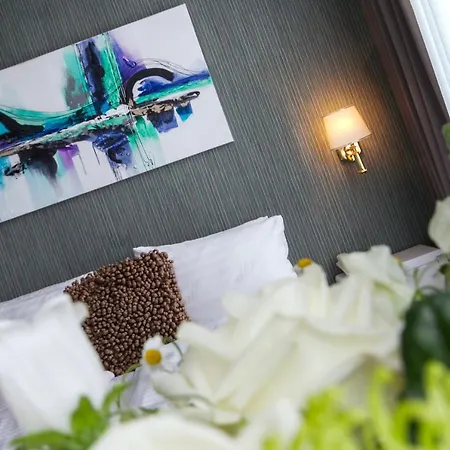 Grand Monopole Hotell
