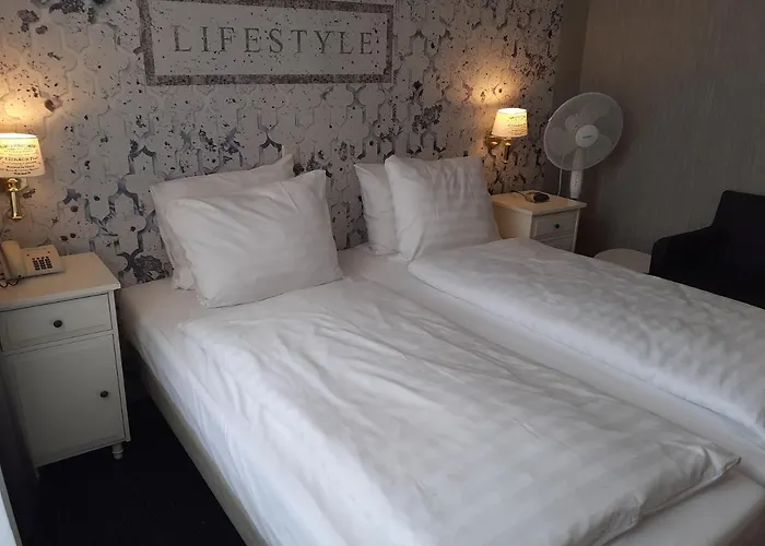 Hotel Grand Monopole 3*