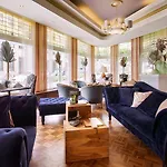 Grand Monopole Hotel