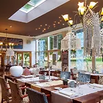 Grand Monopole Hotel