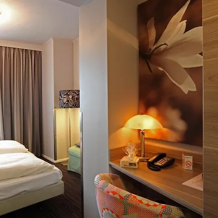 Grand Monopole Hotel 3*