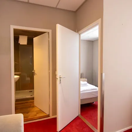 Grand Monopole Hotel
