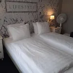 Отель Grand Monopole 3*