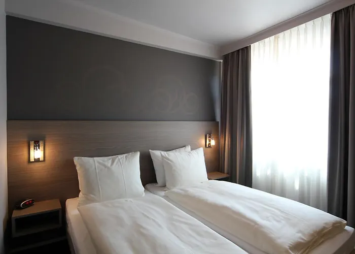 Отель Grand Monopole Валкенбург